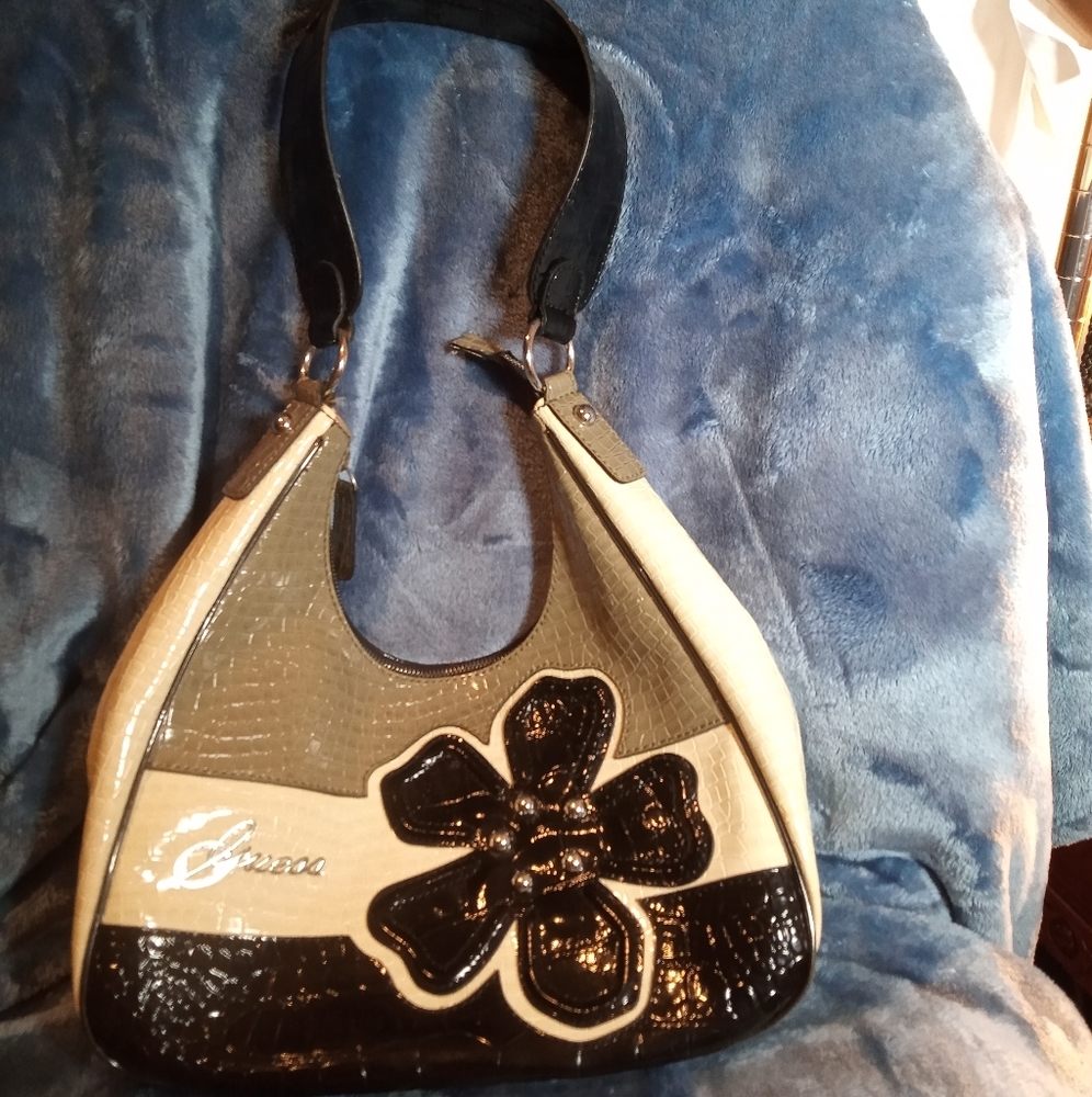 VINTAGE 80'S GUESS HANDBAG 👜